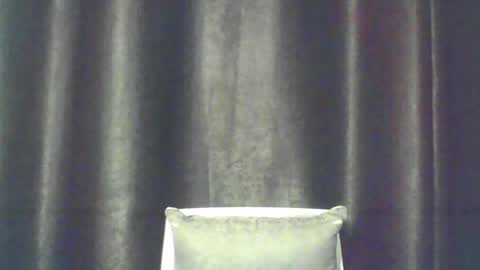 Snapshot of queen_melanine chatting on 08/02/26, 04:22 QUEEN online show from 08/02/26, 04:22