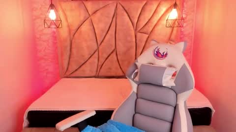   online show from 02/06/25, 02:58