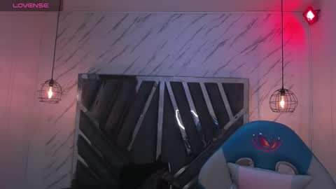   online show from 10/13/25, 11:32