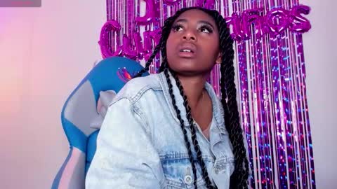   online show from 10/19/25, 12:28