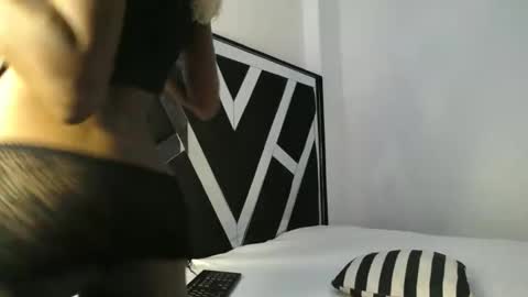 queen_sashavixen online show from 04/27/26, 04:54