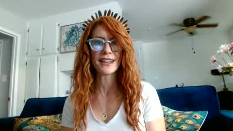 Snapshot of queenamber22 chatting on 06/15/26, 11:29 Queen Amber online show from 06/15/26, 11:29