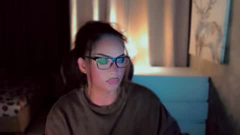 Snapshot of queenarthalia chatting on 01/17/26, 11:08 ARTHA online show from 01/17/26, 11:08