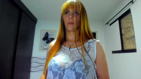 Snapshot of queenceleste69 chatting on 05/06/26, 02:40 Celeste online show from 05/06/26, 02:40