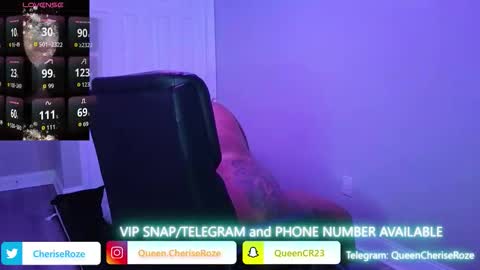 Snapshot of queencroze chatting on 12/18/25, 08:37 Queen Cherise Roze online show from 12/18/25, 08:37