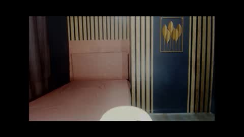 queenemeraldts online show from 12/19/24, 02:34