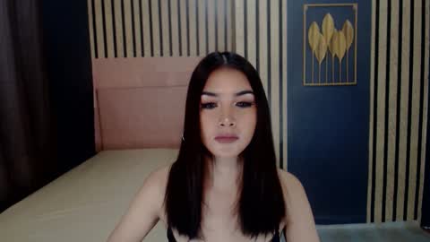 queenemeraldts online show from 01/03/25, 03:27