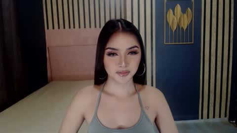 queenemeraldts online show from 01/06/25, 01:42