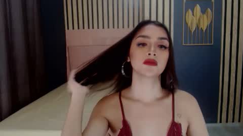 queenemeraldts online show from 01/10/25, 02:04