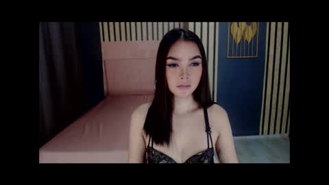 queenemeraldts online show from 01/16/25, 02:30