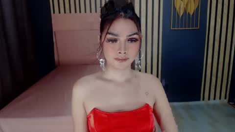 queenemeraldts online show from 01/18/25, 02:58