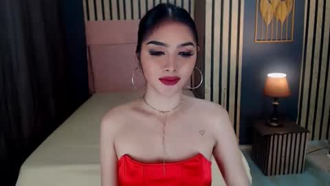 queenemeraldts online show from 02/14/25, 06:02