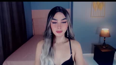 queenemeraldts online show from 09/26/25, 02:15