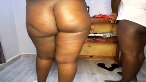 Nina online show from 11/24/25, 06:29