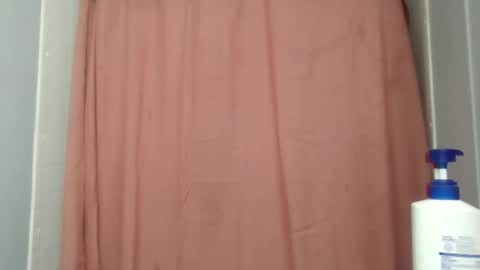 Snapshot of queenking55 chatting on 03/22/26, 08:07 Queen N King Fun Night online show from 03/22/26, 08:07