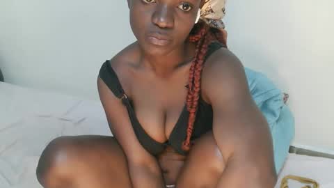 Latasha online show from 06/02/26, 08:05