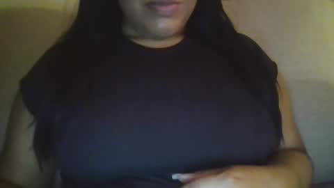 Snapshot of queenloree chatting on 07/04/26, 01:12 QueenLoree online show from 07/04/26, 01:12