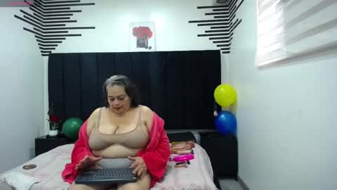 VickyBoobss online show from 10/11/25, 01:09