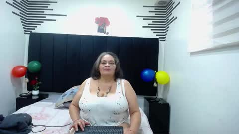 VickyBoobss online show from 11/20/25, 01:11