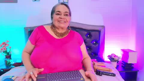 VickyBoobss online show from 03/30/26, 05:25