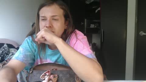 Snapshot of queennicky88 chatting on 12/06/24, 12:49 Nico online show from 12/06/24, 12:49