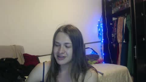 Snapshot of queennicky88 chatting on 01/04/25, 03:18 Nico online show from 01/04/25, 03:18