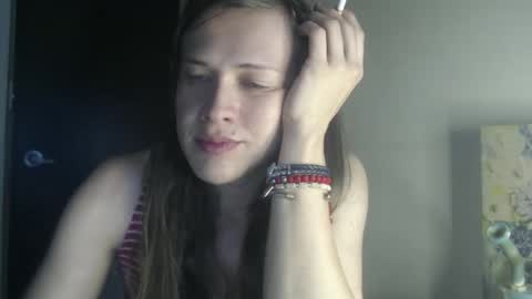 Snapshot of queennicky88 chatting on 09/19/25, 02:02 Nico online show from 09/19/25, 02:02