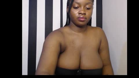 Zoey online show from 10/30/25, 01:18