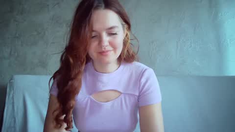 Snapshot of queenofmodels chatting on 02/02/25, 05:32 QueenOfModels online show from 02/02/25, 05:32