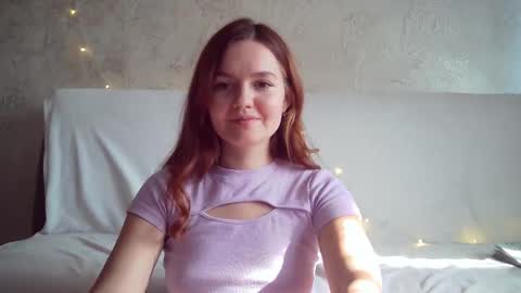 Snapshot of queenofmodels chatting on 02/02/25, 08:35 QueenOfModels online show from 02/02/25, 08:35