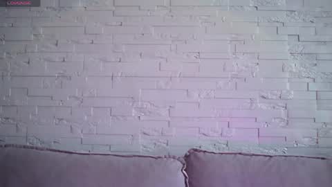 QueenOfModels online show from 05/12/26, 11:40