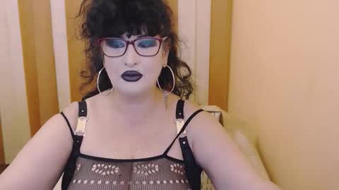 queenofsin online show from 10/24/25, 08:49