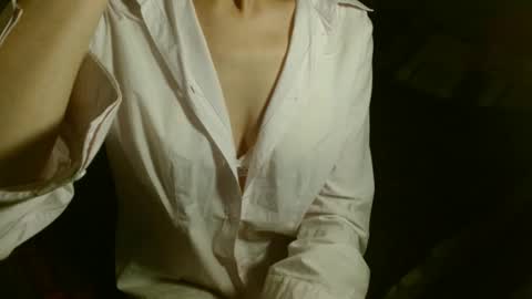 queenoftenderness online show from 03/11/25, 09:37