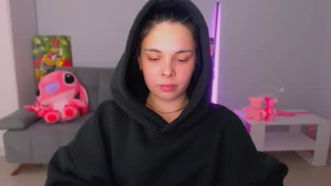 Patricia online show from 10/13/25, 03:23