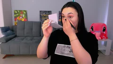 Patricia online show from 02/15/26, 06:54