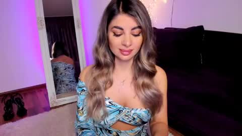 Queennofyuredreams online show from 04/18/26, 10:10