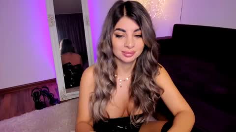 Queennofyuredreams online show from 05/01/26, 11:53