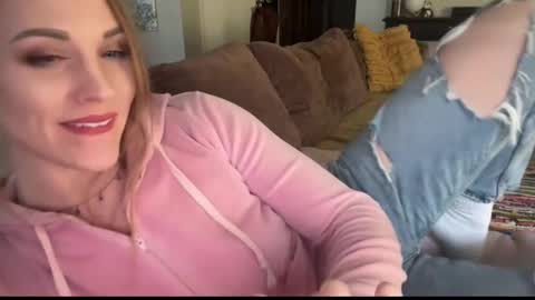 Bree online show from 02/13/26, 09:44