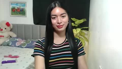 Snapshot of queenpinay69 chatting on 10/10/25, 05:34 QueenPinay69 online show from 10/10/25, 05:34