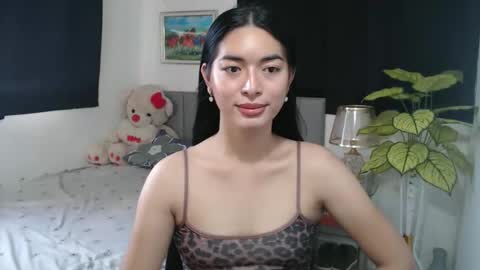 Snapshot of queenpinay69 chatting on 10/12/25, 07:07 QueenPinay69 online show from 10/12/25, 07:07