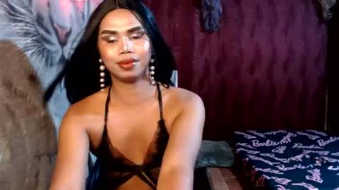 queenpinayebony_xx online show from 06/27/26, 02:01
