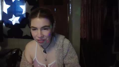 Snapshot of queenravenb chatting on 07/15/26, 05:07 Queen Raven online show from 07/15/26, 05:07