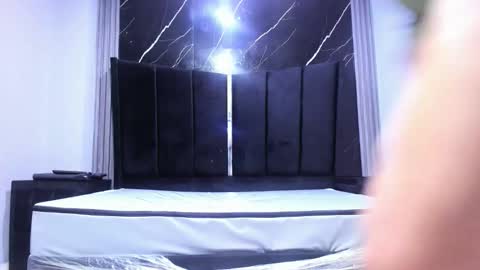 queenstarhyl online show from 04/25/26, 01:41