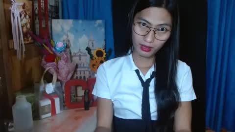 queensteffi online show from 12/13/24, 07:10