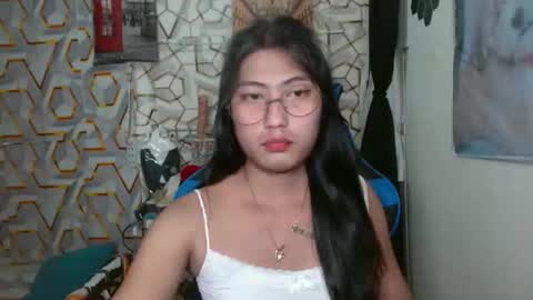 queensteffi online show from 05/07/26, 08:20