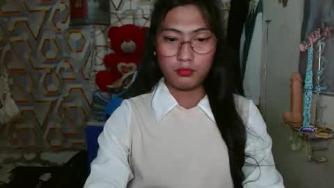 queensteffi online show from 05/13/26, 10:06