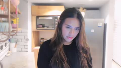 Snapshot of queenv66 chatting on 01/19/25, 11:43 Val - online show from 01/19/25, 11:43