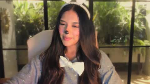 Snapshot of queenv66 chatting on 11/01/25, 02:46 Val - online show from 11/01/25, 02:46