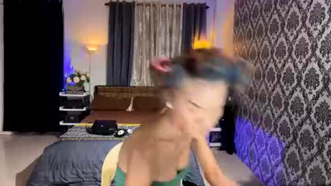 Snapshot of queenvalentinats chatting on 07/01/26, 04:29 ValentinaMoone online show from 07/01/26, 04:29