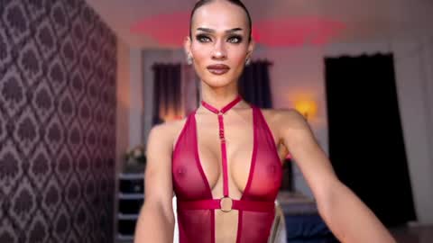 Snapshot of queenvalentinats chatting on 07/12/26, 05:59 ValentinaMoone online show from 07/12/26, 05:59